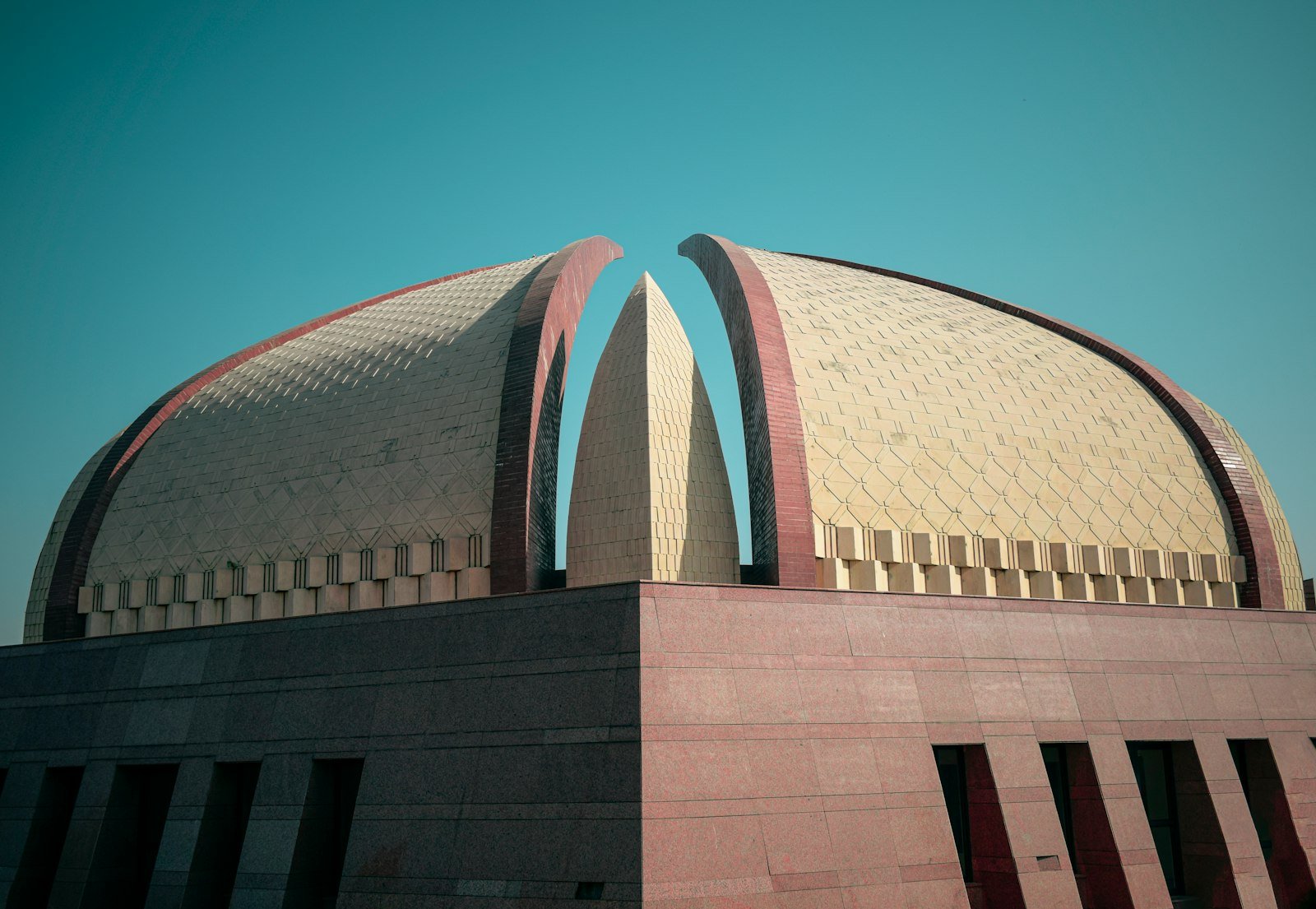 Symmetrical view of a Pakistani national monument, representative image for provincial government accountability over Gwadar's public spending