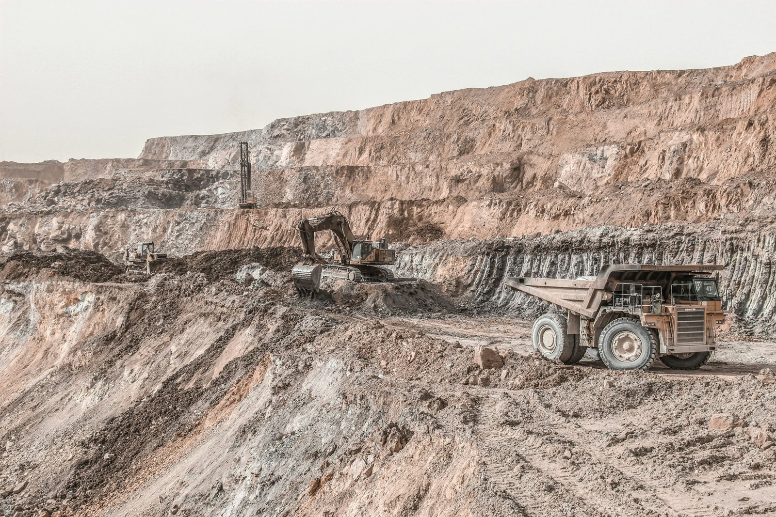 Rocky brown mineral-bearing terrain, representative image for the Reko Diq copper-gold deposit in Balochistan's Chagai district